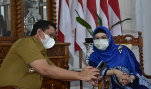 Putri Wapres Bertandang ke Sumedang. Siti Nur Azizah: Tanaman Hias Menjadi Hobi Baru di Masa Pandemi
