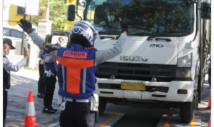 Dishub Tindak Tegas Sopir Truk Pelanggar Batas Ketentuan Tonase di Jalan Sumedang - Wado