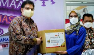 Gelar Buah Nusantara ke-6 : Menko Airlangga Ajak Berbagi Buah Untuk Tingkatkan Kesembuhan dan Imunitas