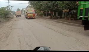 Jalan Cijelag-Cikamurang Hancur