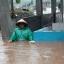 Sore Tadi Banjir Terjang Cikeruh, Ketinggian Air Capai 1 Meter Lebih