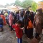 Mini Market Tutup, Ramai Diserbu Ibu-ibu Memburu Minyak Goreng