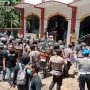 Polisi Kepung Warga di Masjid Desa Wadas