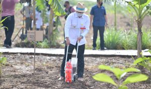 Gubernur Ridwan Kamil Temani Wapres Tinjau Lokasi Program Integrated Farming di Purwakarta