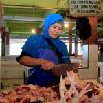 Jelang Ramadan, Penjual Daging Ayam Mulai Ramai
