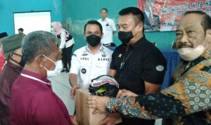 PT PIT Bersama TB Hasanuddin Bagikan Ribuan Sembako
