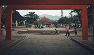 Alun-alun Tegalkalong, Tempat Ngabuburit Favorit