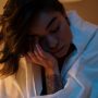 Bahaya! Ini Efek Buruk yang Mengintai Jika Terbiasa Tidur dengan Lampu Menyala, Berikut Tips dan Trik Bagi yang Takut Gelap