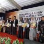 Sejumlah Santri dan Santriwati Pondok Pesantren Kholafiyah Miftahul Hasanah Mengikuti Penganugerahan Prestasi.