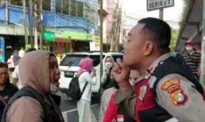 Polisi Bebaskan Mahasiswi Yang Aniaya Petugas Di Kampung Melayu