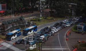 Seorang Penumpang Tewas Karena Tertabrak Bus Transjakarta