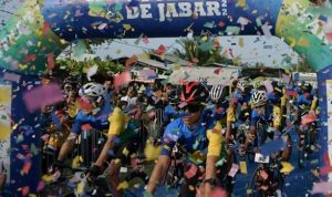 Uu Ruzhanul Ulum Tutup Cycling De Jabar di Pangandaran