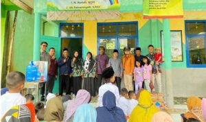 Dosen UPI Kampus Sumedang Berkolaborasi Mengabdi di Pesisir Selatan Jawa Barat