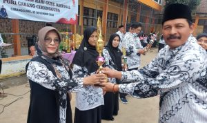 PGRI Cimanggung Galang Dana Korban Gempa Cianjur, Peringati Hari Guru Nasional ke 77