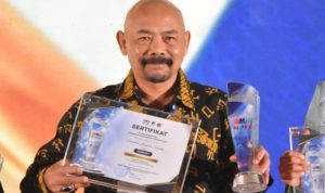 Luar Biasa!! Diskominfosanditik Sumedang Kembali Borong Piala di Anugerah Media Humas 2022