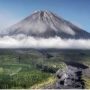 Tiga Gunung Paling Angker Di Pulau Jawa, Apa Saja Itu?