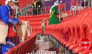 Keren, Supporter Jepang Bersihkan Sampah Oknum Supporter Qatar dan Ekuador pada Laga Perdana Piala Dunia 2022 Qatar