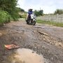 Tol Cisumdawu Rampung, Jalan Kabupaten Sumedang Rusak Berat