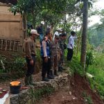 Warga Kosongkan Rumah Usai Banjir di Sawahdadap dan Longsor di Cikahuripan