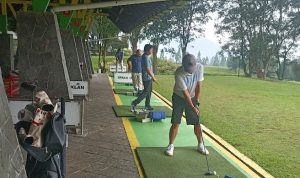 Lapangan Olahraga Golf Jatinangor, Tempat Nya Bagus dan Nyaman Banget!