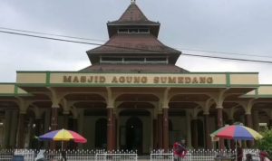 Mengenal Masjid Agung Sumedang