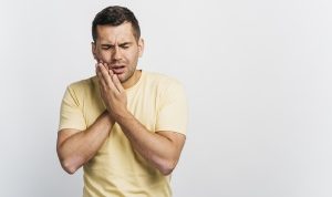 Cara Ampuh Meredakan Sakit Gigi Di Rumah