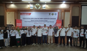 CCEP Indonesia Inisiasi Peningkatan Legalitas Pelaku UMKM Unggulan Kabupaten Sumedang Melalui Pelatihan Keamanan Pangan