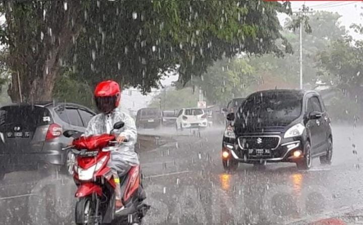Angin Kencang Kembali Melanda Kelapa Gading, Jakarta Utara