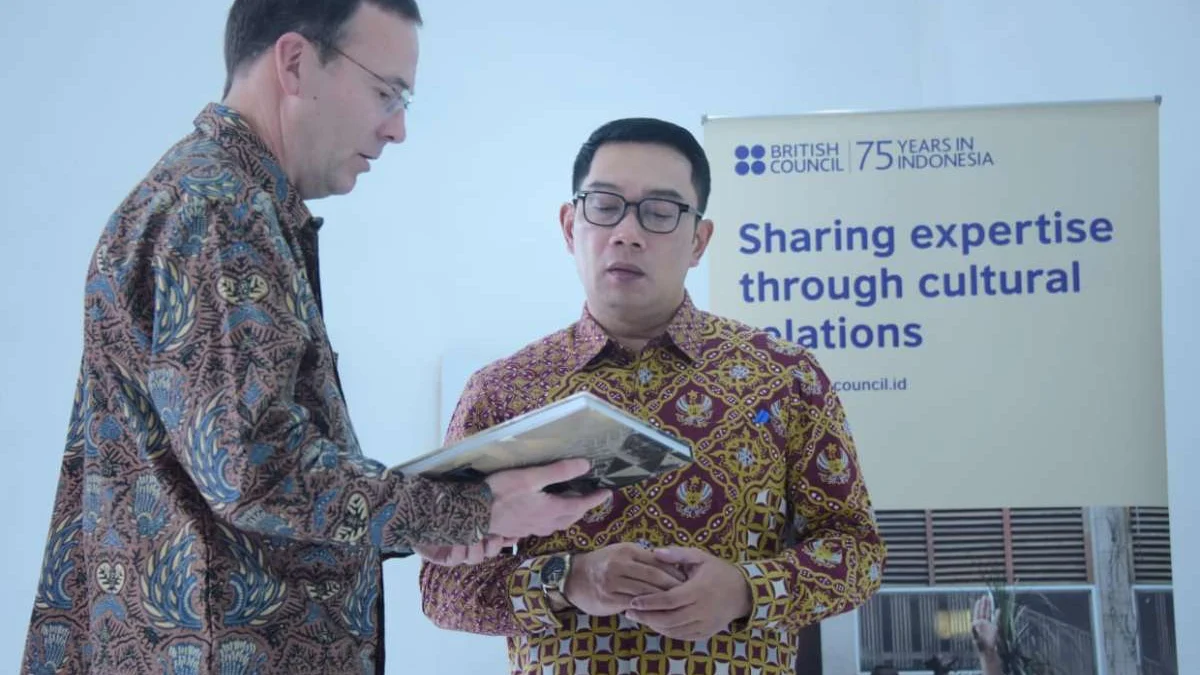 75 TAHUN BRITISH COUNCIL Suara Angklung Ridwan Kamil Kuatkan Hubungan Kerja Sama