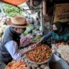 Gubernur Ridwan Kamil Pantau Harga dan Suplai Pangan di Pasar Kiaracondong: Siapkan Tiga Langkah Strategis