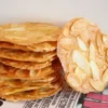 Cara Membuat dan Resep Kue Kering Almond Crispy Cheese Tipis List Kue Kering Lebaran