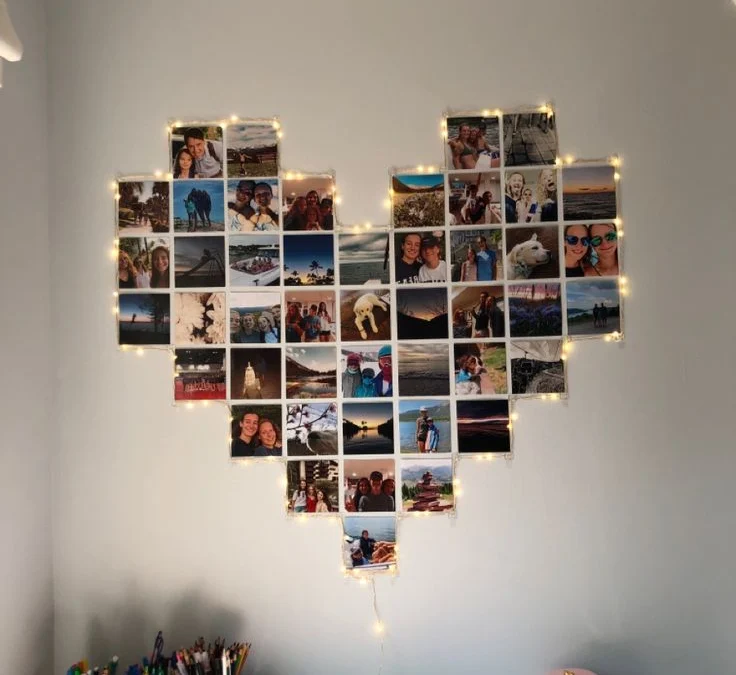 Cara Menata Polaroid Bentuk Love yang Kekinian di Kamar