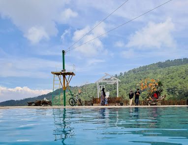 Wisata Balong Geulis Sumedang, Rekomendasi Wisata Diatas Awan Kecamatan Cibugel?