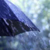 Mitos Menggunakan Payung Dalam Rumah, Dapat Menghadirkan Sosok Pocong?