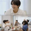 Nonton Jinny’s Kitchen Episode 11 (FINAL) Sub Indo Variety Show V BTS