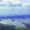 Indahnya Waduk Jatigede dari Sudut Pandang Atlet Paralayang di Atas Awan Kabupaten Sumedang
