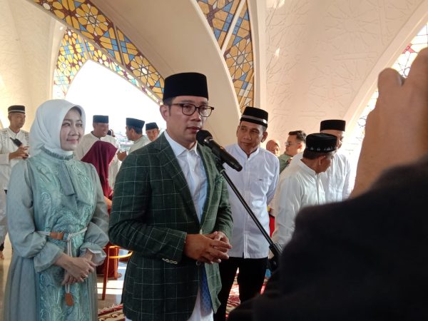 Pelaksana Salat Idul Fitri di Masjid Raya Al Jabbar, Ridwan Kamil : Akan Dijadikan Tradisi.