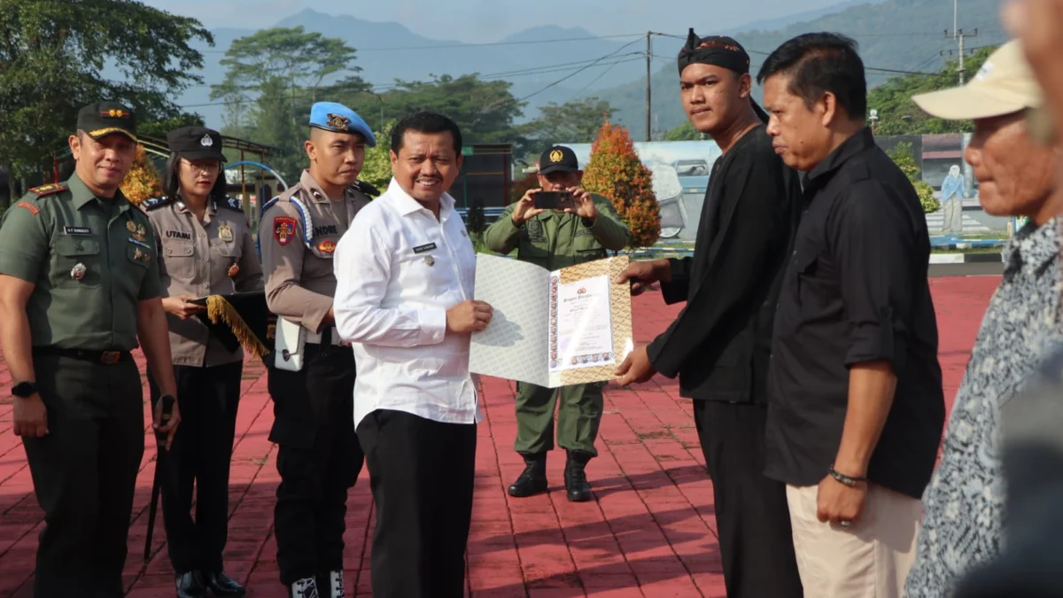 Satlimas di Kabupaten Sumedang Berkontribusi Bersama TNI dan Polri dalam Menjaga Keamanan di Lingkungan Masing-masing