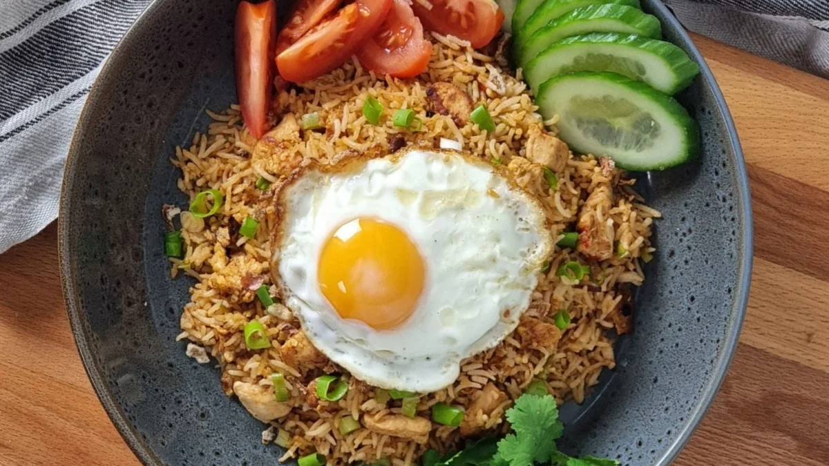 7 Resep Nasi Goreng Rasa Seperti di Restoran, Pakai Bahan yang Ada di Dapur Gak Nyampe 10 Menit Langsung Jadi
