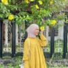 Jilbab yang Cocok dengan Baju Warna Lemon Apa Yaw? Hmm Kepo Kan? Cus Aja Tengok Sini!