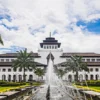 Mengenal Lebih Dekat Ibukota Jawa Barat: Keunikan dan Perkembangan Kota Bandung