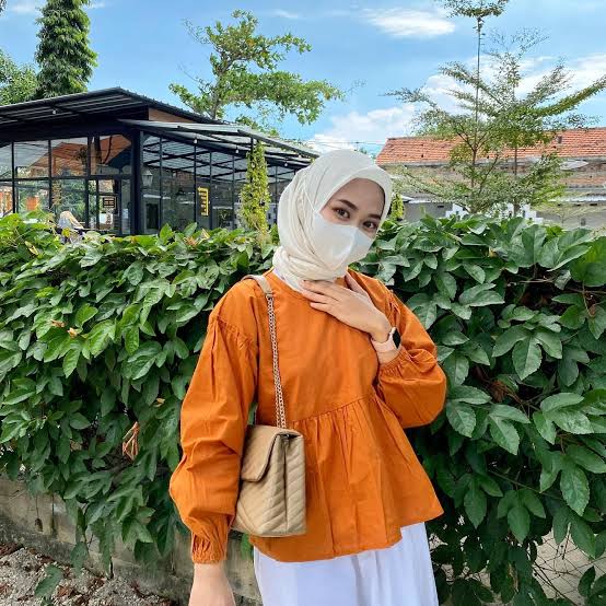 baju orange cocok dengan jilbab warna apa