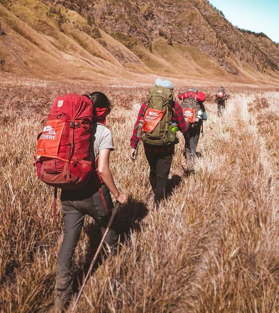 Pendakian Gunung: Euforia Olahraga Ekstrem di Jawa Barat