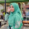 Profil Biodata Ning Umi Laila: Kecantikan Karismatik yang Mendunia di TikTok dan YouTube
