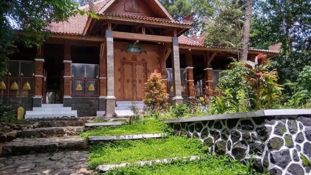 Makam Prabu Geusan Ulun, Raja Sumedang Larang: Simbol Keabadian dalam Sejarah