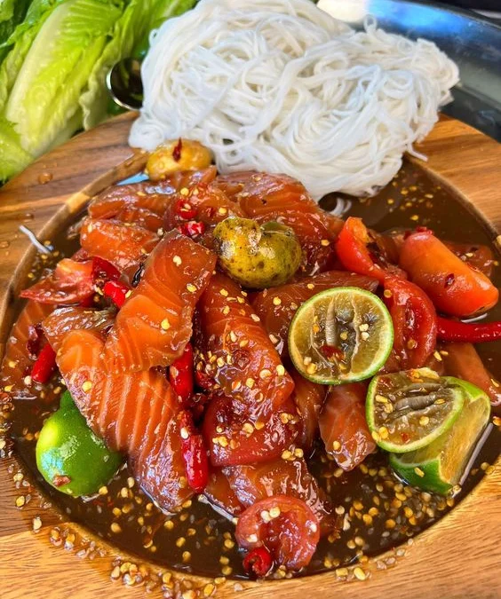 Resep Som Tam Salmon Rujak Thailand Pakai Salmon Menggoyang Lidah dengan Kombinasi yang Unik