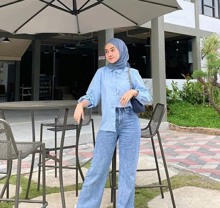 Outfit Biru Muda Cocok Dengan Jilbab Warna Apa Nich?