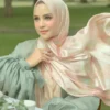 Rekomendasi Warna jilbab yang cocok untuk baju warna sage