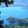 Tenangkan Pikiran di Wisata Sumedang yang Mirip Pulau Samosir Ini, Tempat Healing Terbaik
