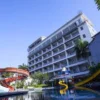 Keindahan Bawah Permukaan di Hotel Aquarium Pangandaran